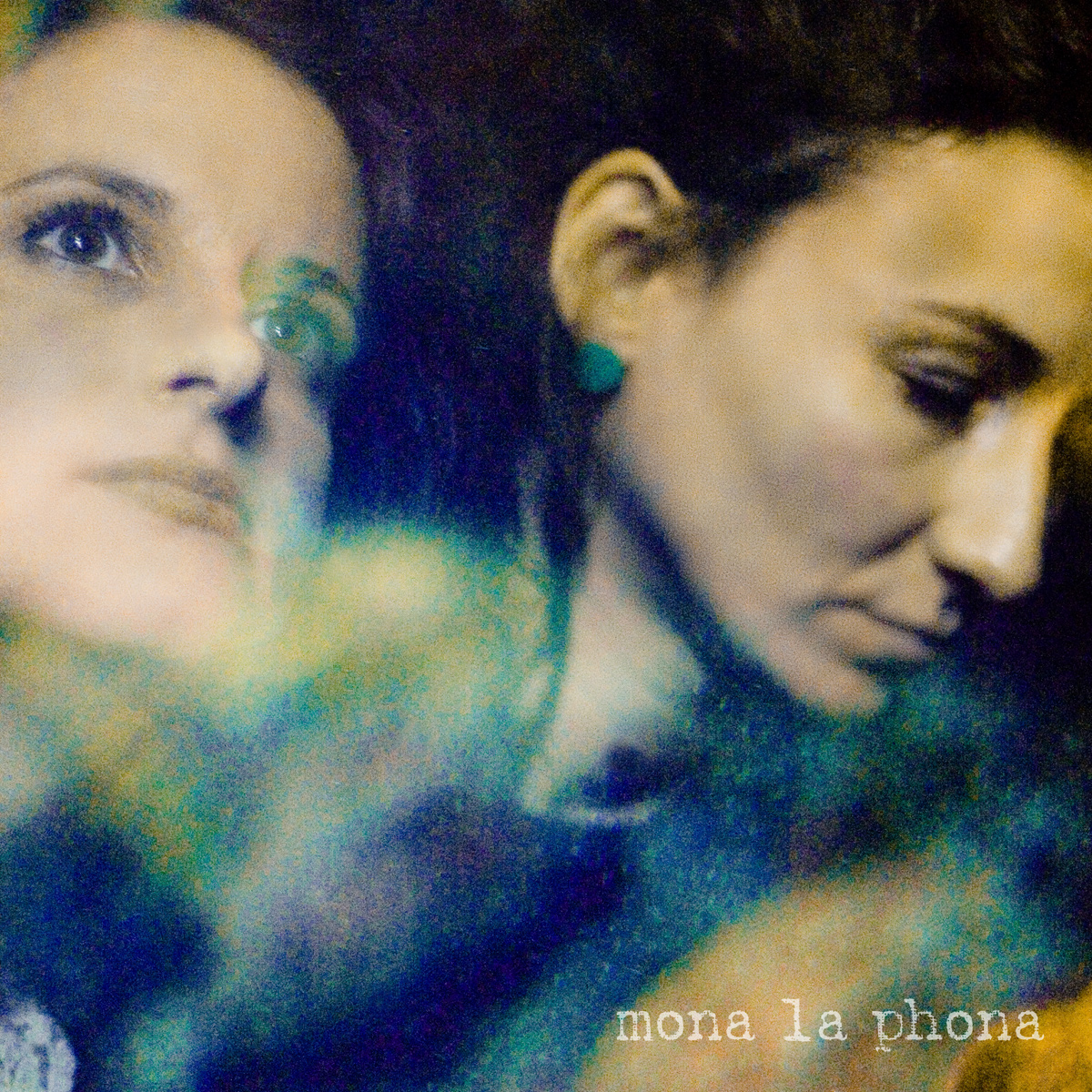 Mona La Phona – Glowing Seas